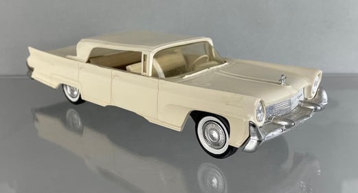 1958 Lincoln Continental III Friction Dealership Promo Car