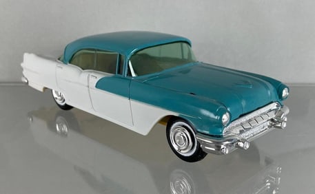 X-El Jo-Han Reissue 1955 Pontiac Star Chief Dealership Promo Car