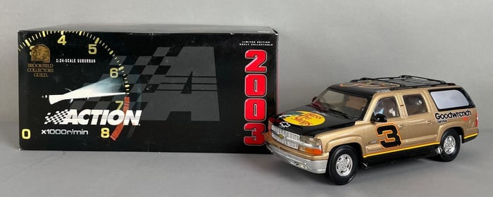 Action Dale Earnhardt Goodwrench / Bass Pro Shops Chevy Suburban Die-Cast Vehicle