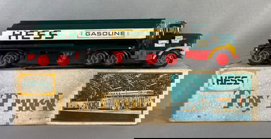 1977 Amerada Hess Gasoline Tanker Toy Truck
