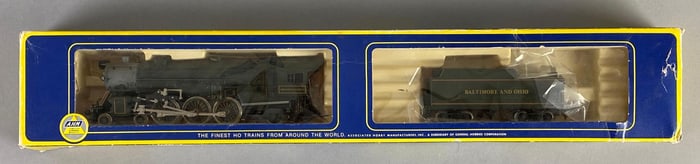 AHN HO Scale B and O Locomotive And Tender