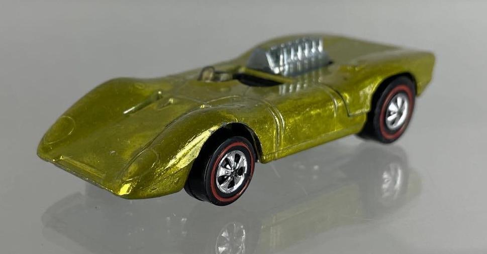 Mattel Hot Wheels Redline Ferrari 312P Die-Cast Car: 1969, yellow, near mint