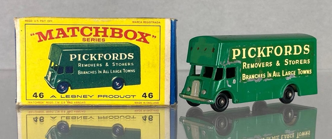 Matchbox No. 46 Pickfords Removal Van (1 of 9)