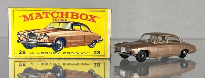 Matchbox No. 28 Jaguar MK 10