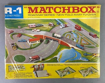 Matchbox R-1 Roadway Series: New Fold Away Flyover