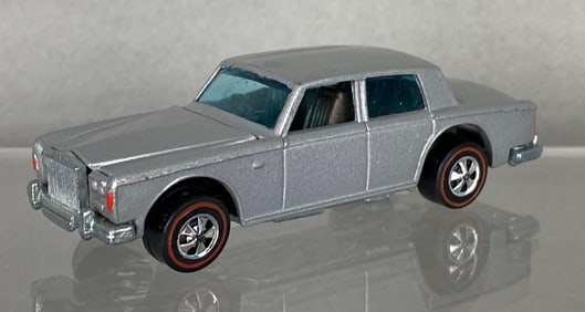 Hot Wheels Red Line Rolls Royce Silver Shadow Die-Cast Car