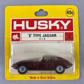 Husky No.71 E Type Jaguar 2+2