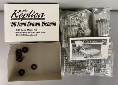 AMT ERTL 1956 Ford Crown Victoria Model Car Kit