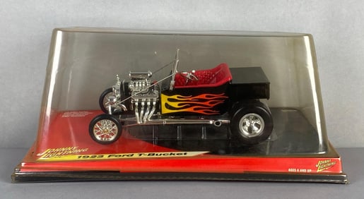 Playing Mantis Johnny Lightning 1923 Ford T-Bucket