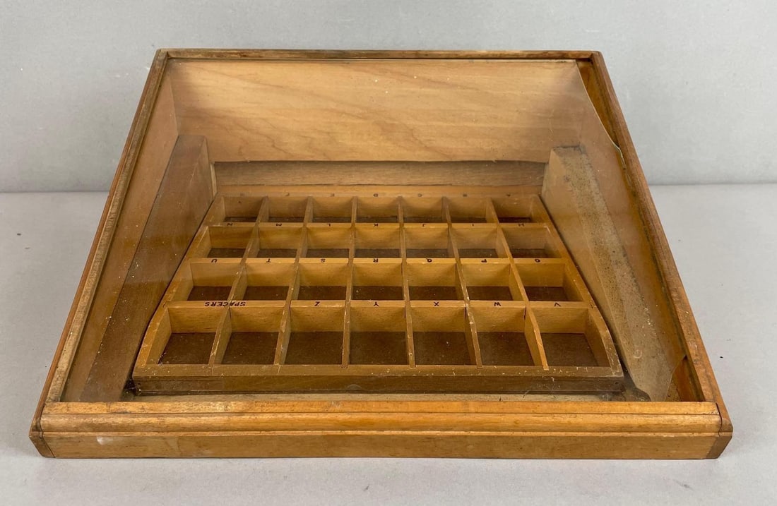 Antique Wood and Glass Store Display Cabinet (1 of 5)