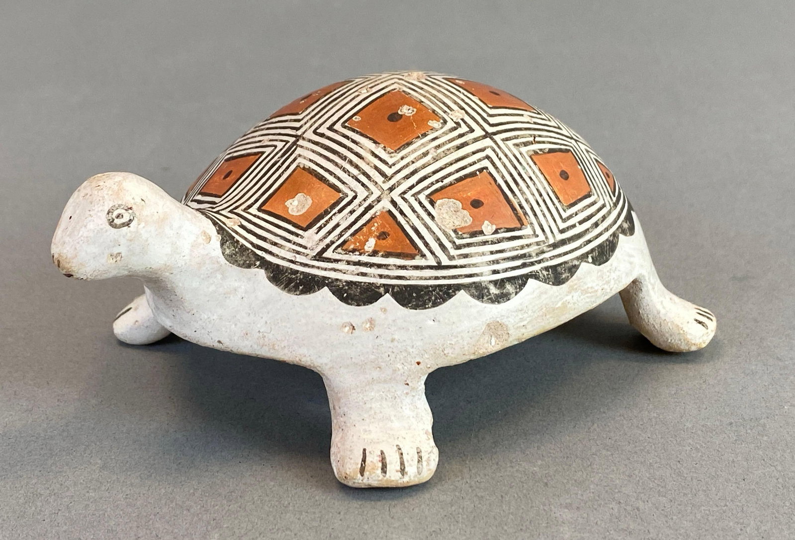 Acoma Native American Pottery Turtle: Marked on interior, measures 2 1/4 x 3 1/2 x 5 inches