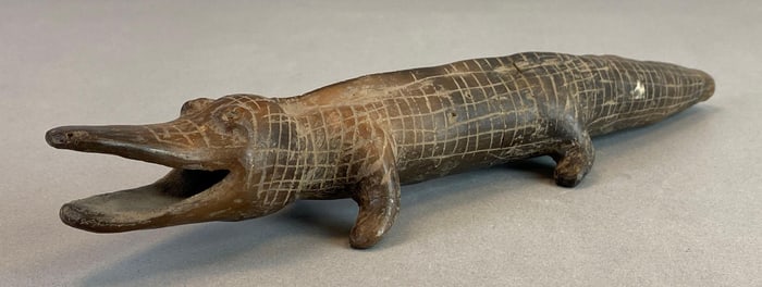 Native American Crocodile Pottery Smoking Pipe