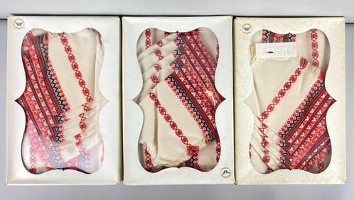 Group of 14 Set of Hungarian Sarkozi Nepmuveszet Hand Made Table Linens