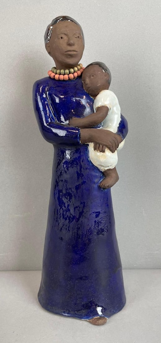 1951 Artist Signed Mother with Child Pottery Statue: Signed Jo Elizabeth O'Callaghan and dated on base. Measures 12 3/4 inches