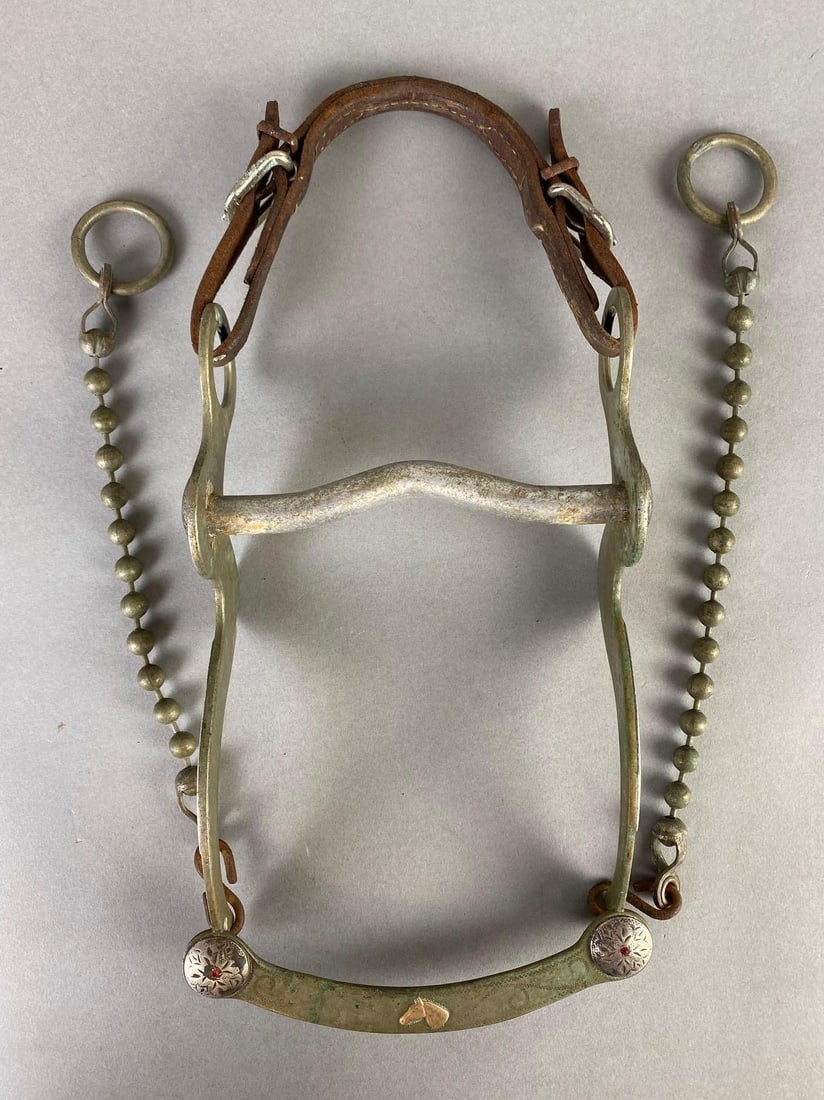 Cast Metal Horse Bit (1 of 5)