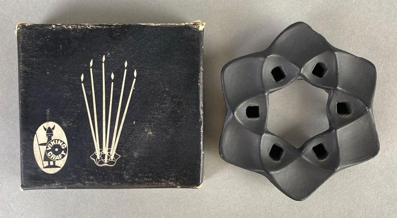 Viking Craft Tiara Cluster Porcelain Candleholder (1 of 4)