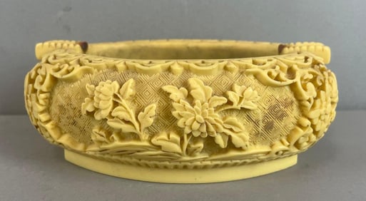 Chinese Ornate Floral Resin Ashtray