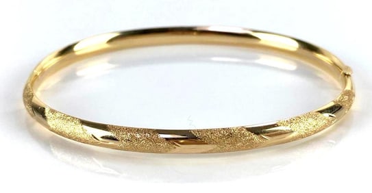 14K Gold Bangle Bracelet