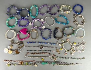 Group of 20+ Costume Jewelry Bracelets