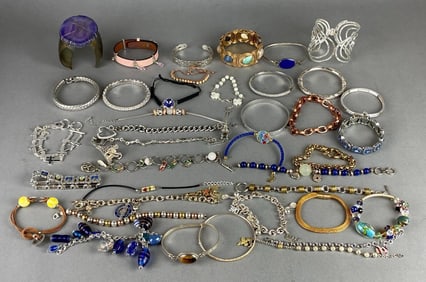 Group of 20+ Costume Jewelry Bracelets