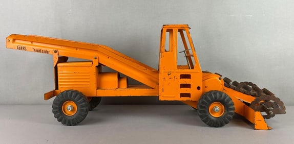 Nylint Pressed Steel Travel Loader