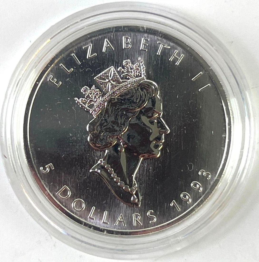 1993 Canada 1 oz .999 Fine Silver Maple Leaf in Cap: 1993 Canada 1 oz .999 Fine Silver Maple Leaf in Cap