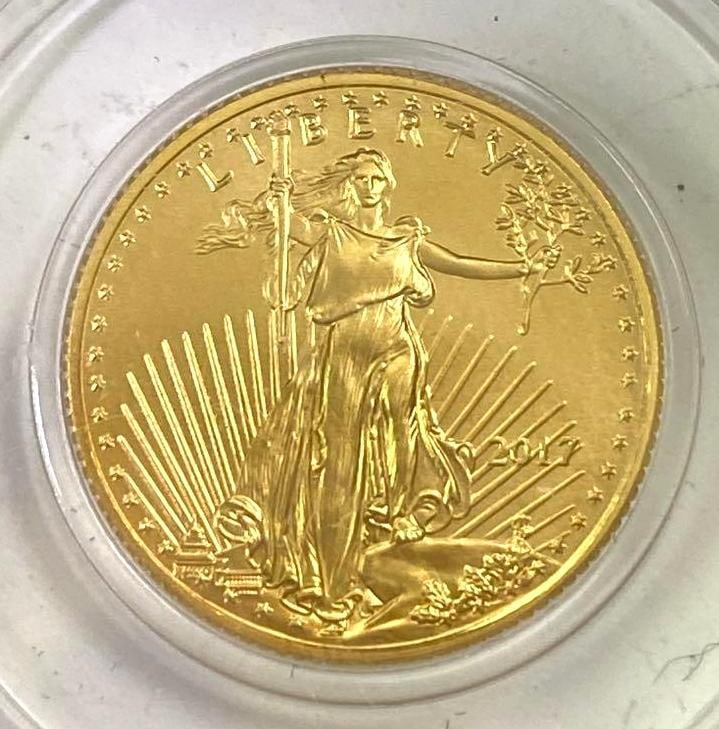 2017 US $5 American Eagle 1/10oz Gold Coin (1 of 2)
