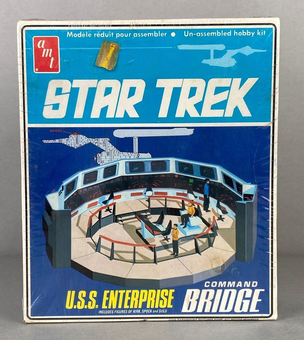 1975 AMT Star Trek USS Enterprise Command Bridge Model Kit (1 of 5)