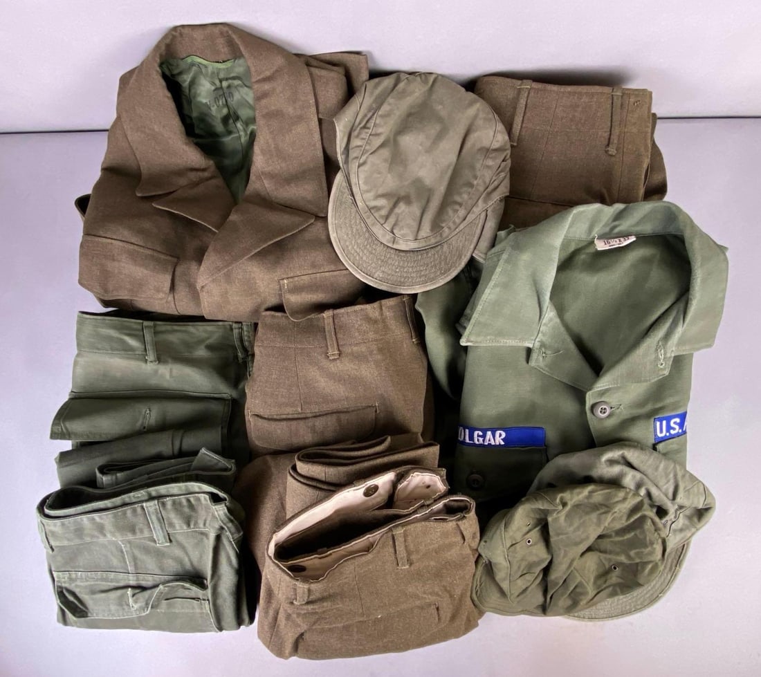 Group of US Military Uniform Items (1 of 5)