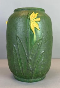 2022 Door Studio Scott Draves Floral Art Pottery Vase