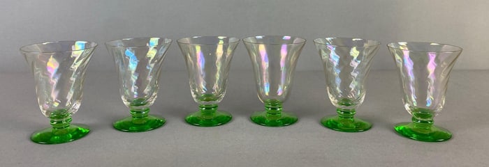 Set of 6 Vaseline Glass Iridescent Twist Wine Glasses