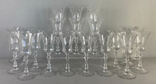 Set of 20 Cambridge Etched Elaine Pattern Crystal Water Goblets