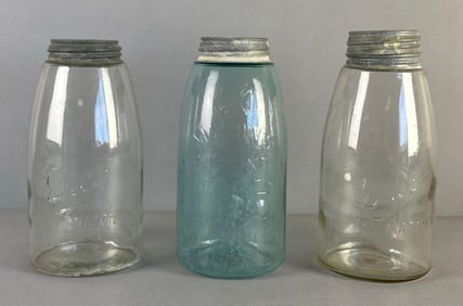 Group Drey and Mason Glass Jars