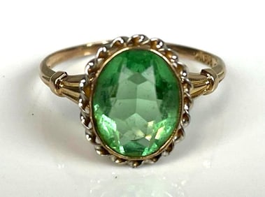 10K Gold Ring with Green Glass Inset