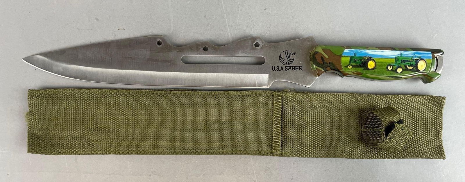 U.S.A. Saber John Deere Fixed Blade Knife with Sheath (1 of 3)