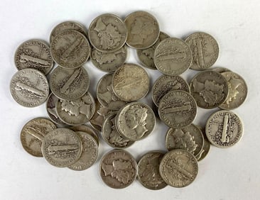 Group of 35 US Mercury Head Silver Dimes