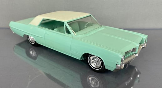 Jo-Han 1964 Pontiac Grand Prix Friction Dealership Promo Car
