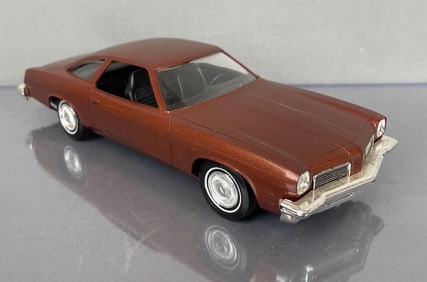 Jo-Han 1974 Oldsmobile Cutlass Dealership Promo Car