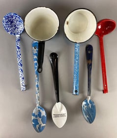 Group of 7 Vintage Enamelware Kitchen Items