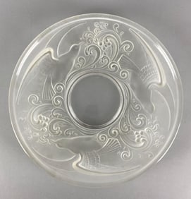 Val Saint Lambert Gloucester Frosted Glass Plate