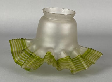 Antique Applied Green Swirl Frosted Glass Lamp Shade