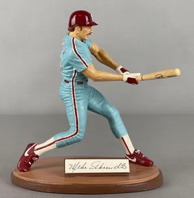 Mike Schmidt Signed Gartlan Figurine Statute 1920/1987