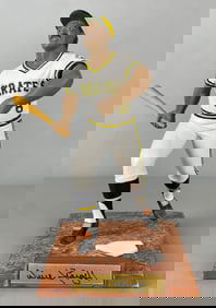 Willie Stargell Signed Prosport Figurine Statue 401/2188