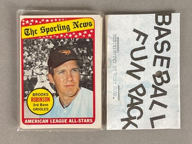 1969 Topps Baseball West Corps Cello Fun Pack with Brooks Robinson All-Star on Top