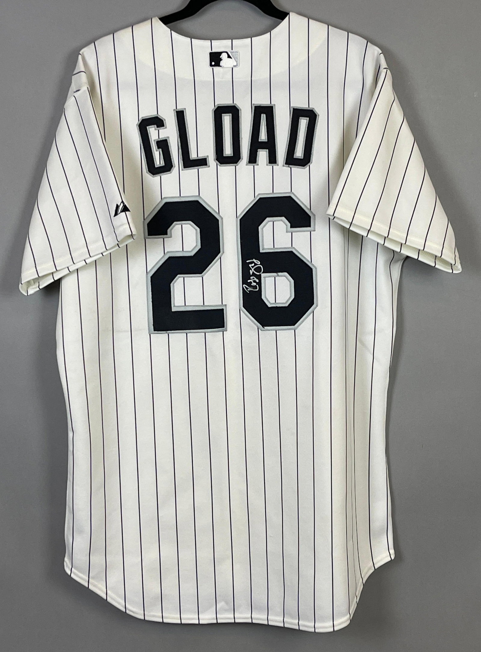 2004 Ross Gload Signed Game Used Chicago White Sox Jersey: Game used and signed, White Sox jersey with Laundry tags 0446S2, Majestic Athletics