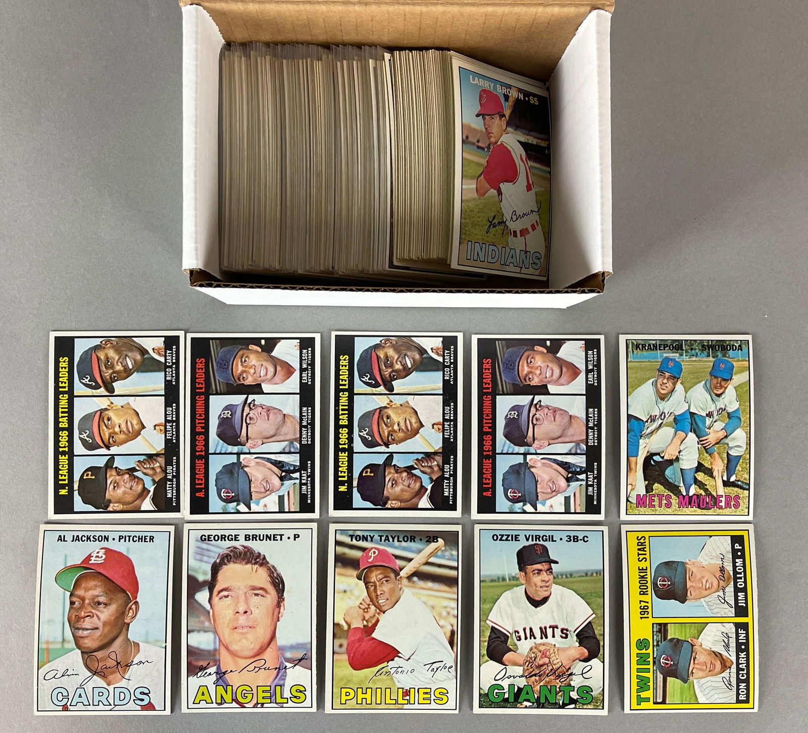 135+ 1967 Topps Baseball Cards with Stars and Rookies (1 of 3)