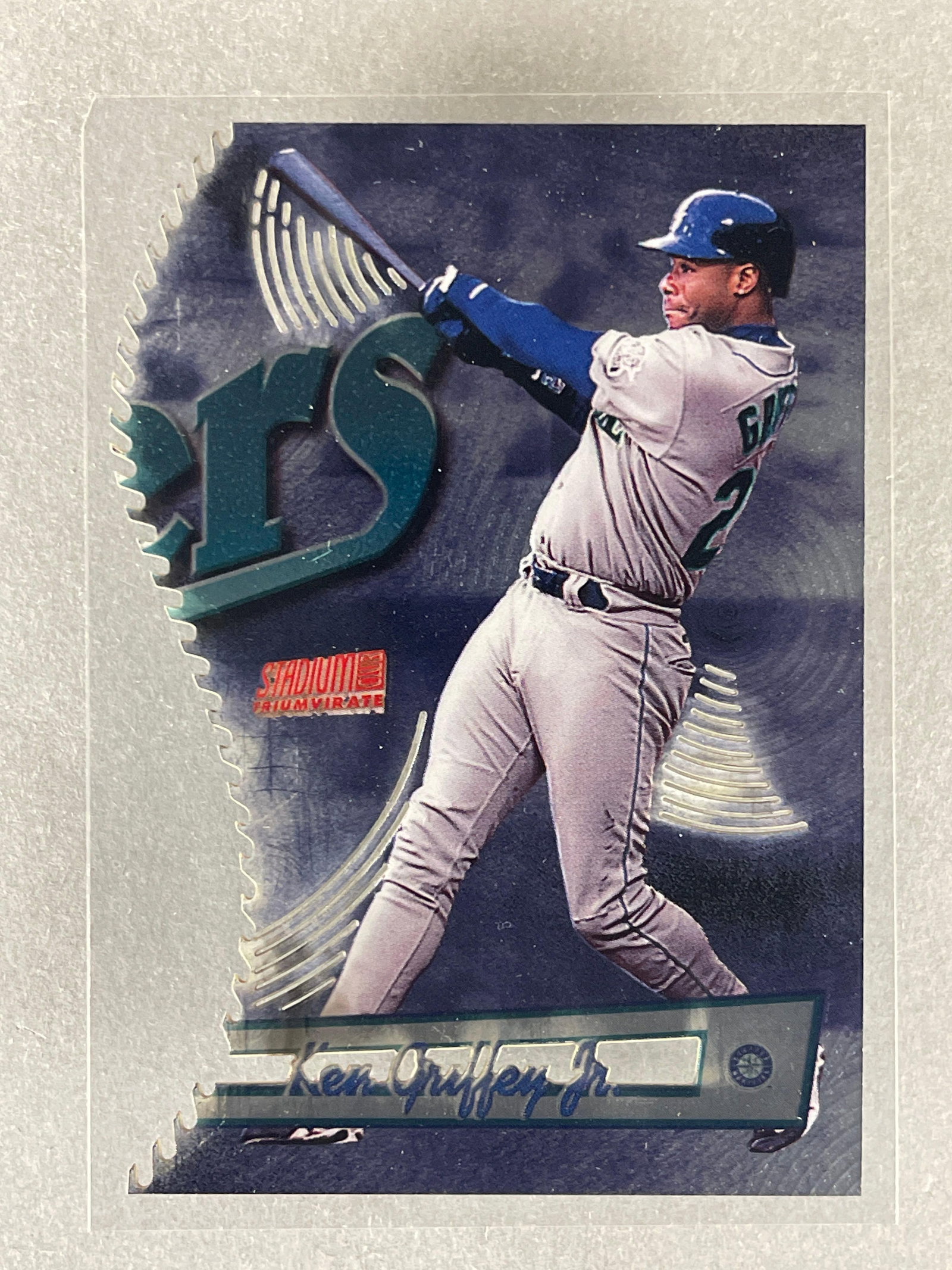 1998 Stadium Club Triumvirate Luminous Die Cut Ken Griffey Jr. #T3C: 1998 Stadium Club Triumvirate Luminous Die Cut Ken Griffey Jr. #T3C