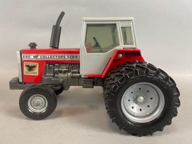 Ertl Special Edition Massey Ferguson 690 Die-Cast Tractor