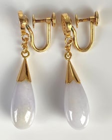 Pair of 14K Gold Lavender Purple Jade Screw-Back Drop Earrings