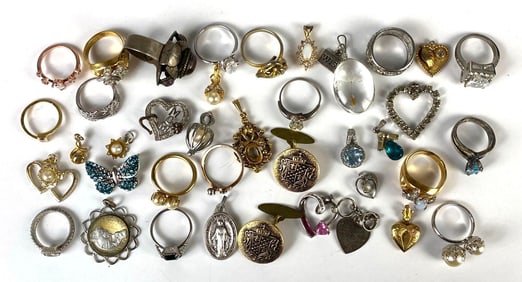 Group of Costume Jewelry Items